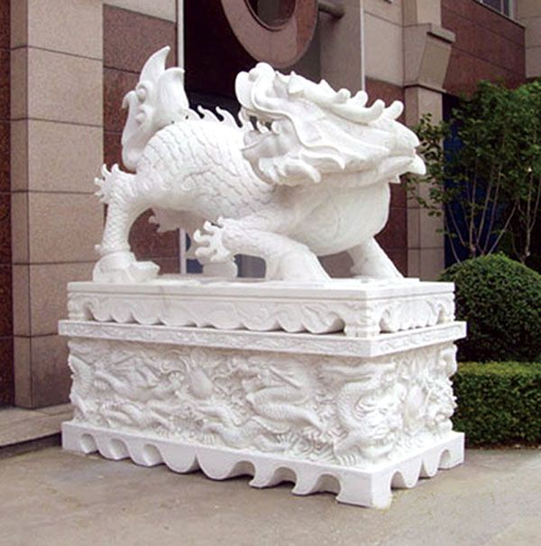 汉白玉麒麟